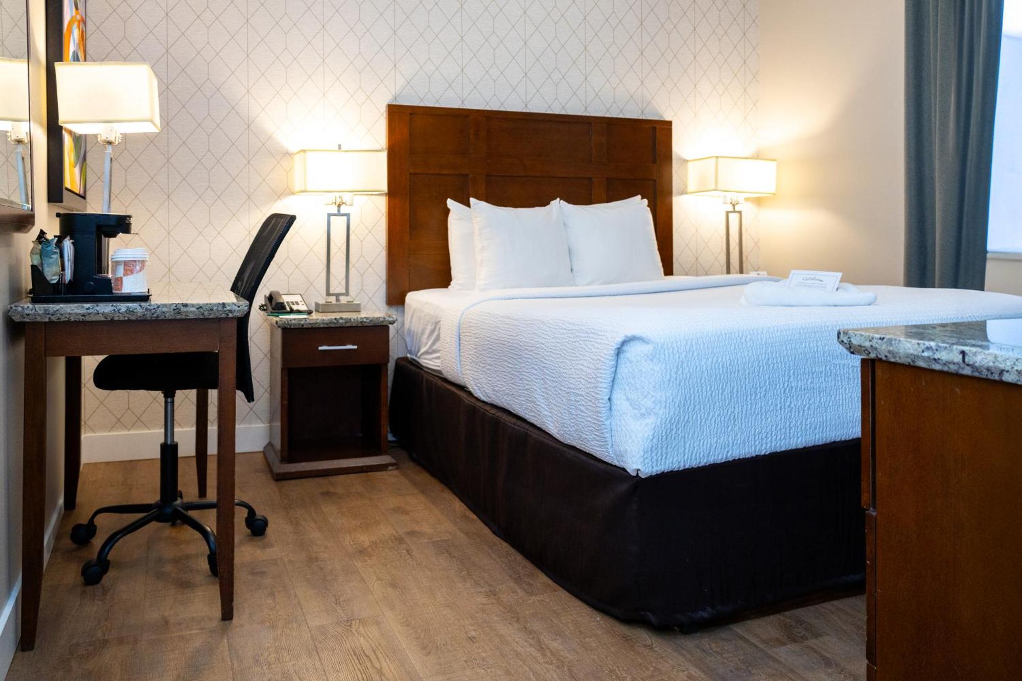 Quality Inn & Suites (Adults Only) Vancouver Kültér fotó