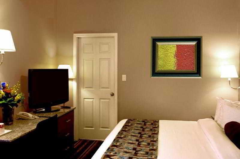 Quality Inn & Suites (Adults Only) Vancouver Kültér fotó