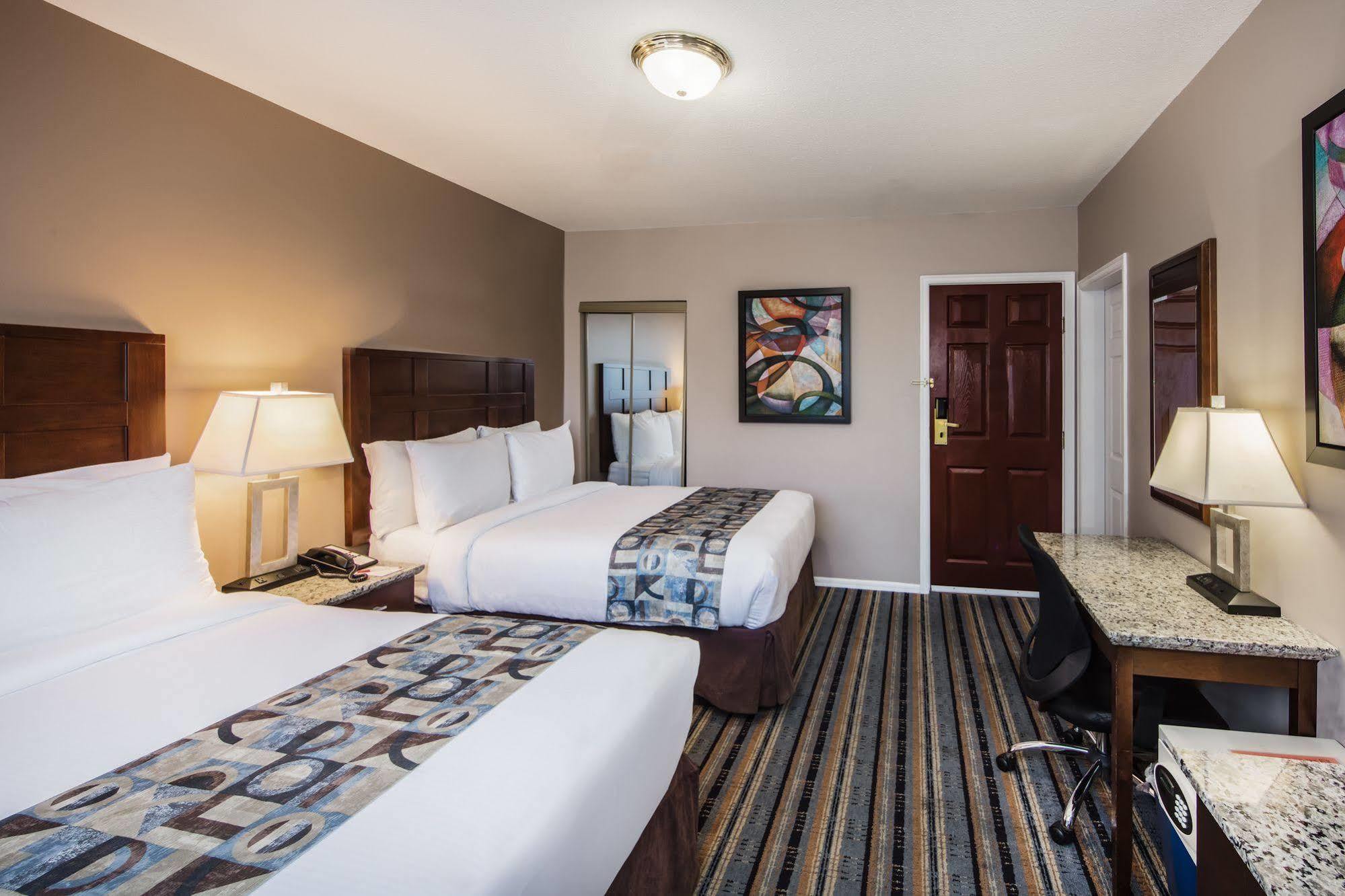 Quality Inn & Suites (Adults Only) Vancouver Kültér fotó